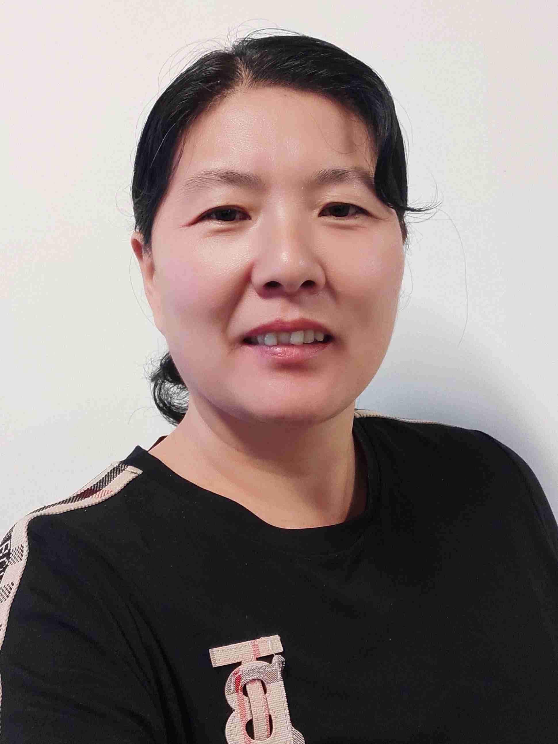张清华阿姨照片