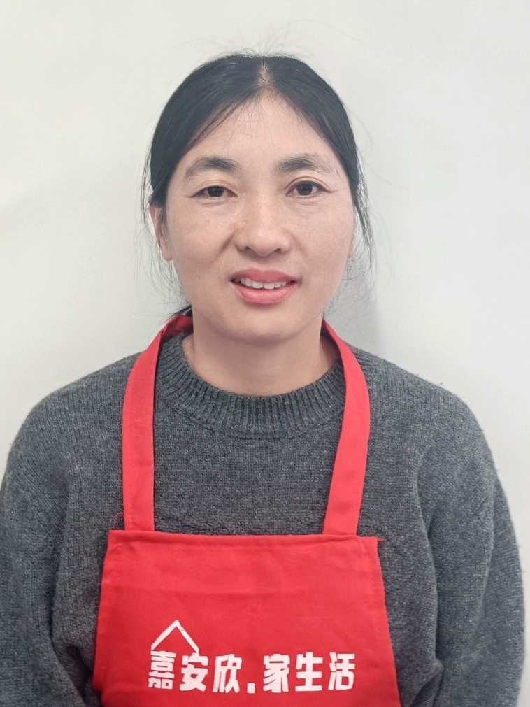 唐燕平阿姨照片
