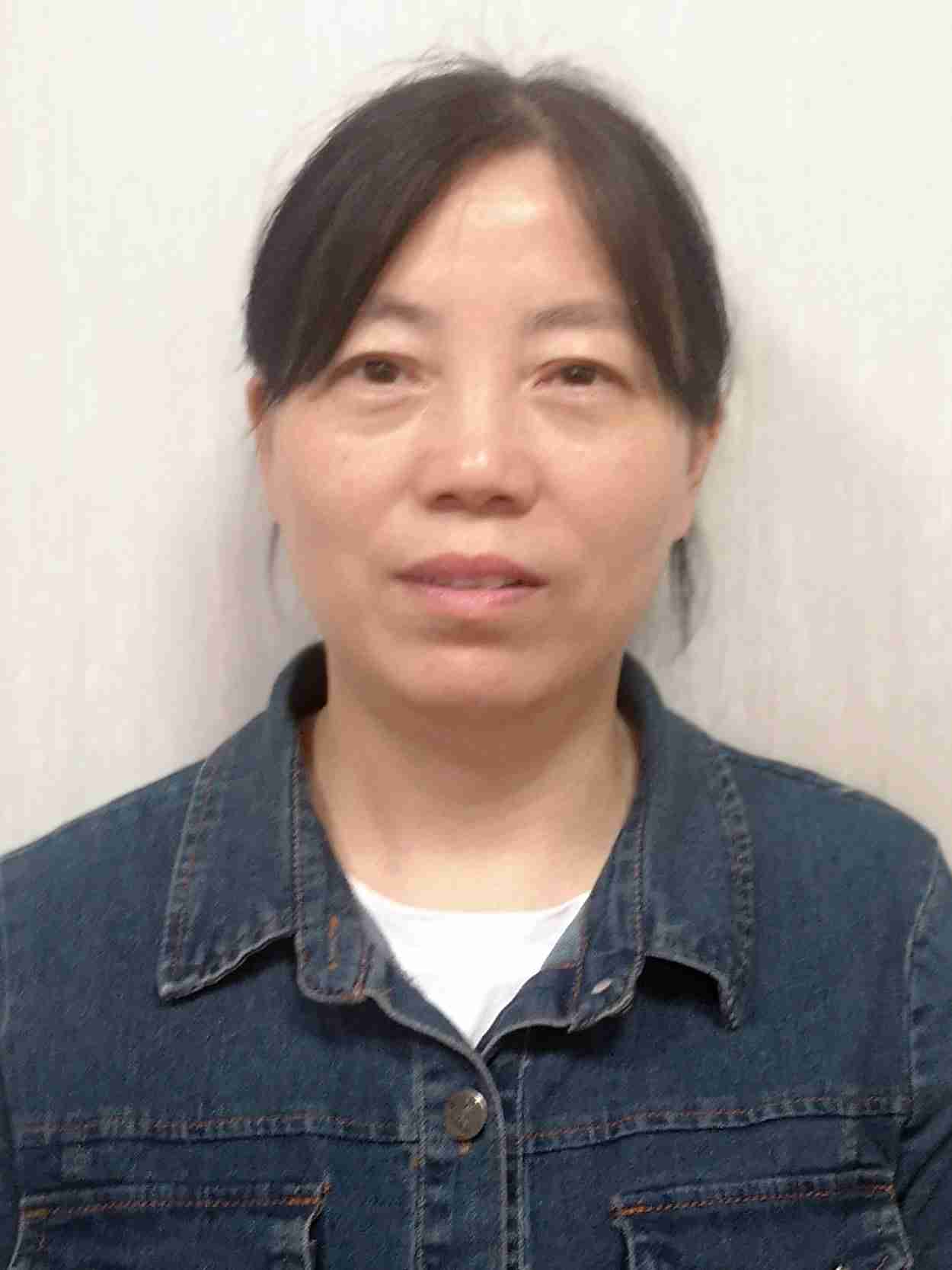 张云香阿姨照片