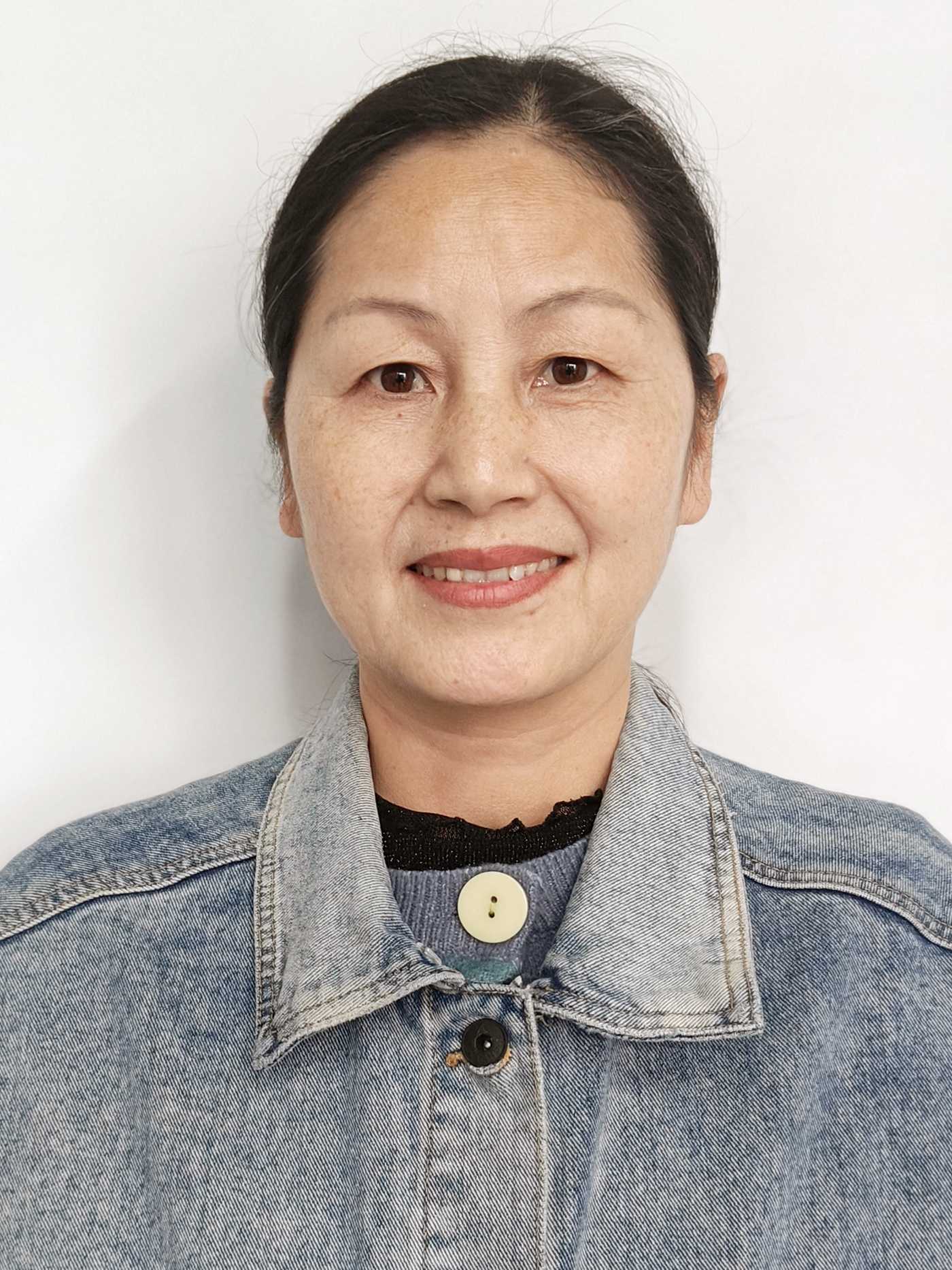 陈美清阿姨照片