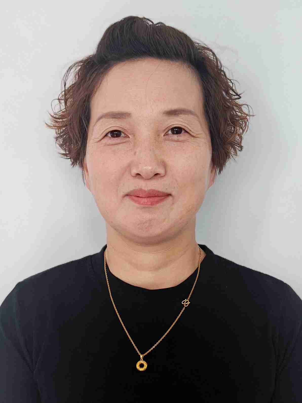 周建妹阿姨照片