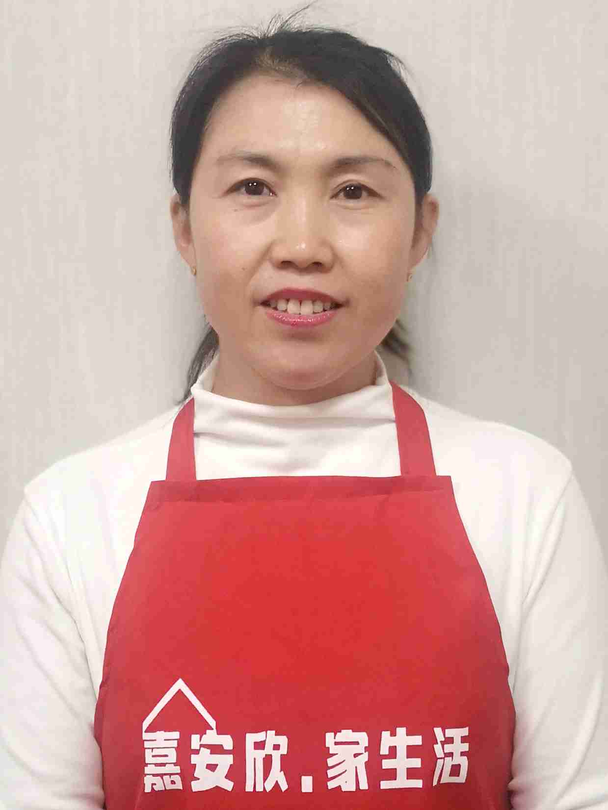 王艳阿姨照片