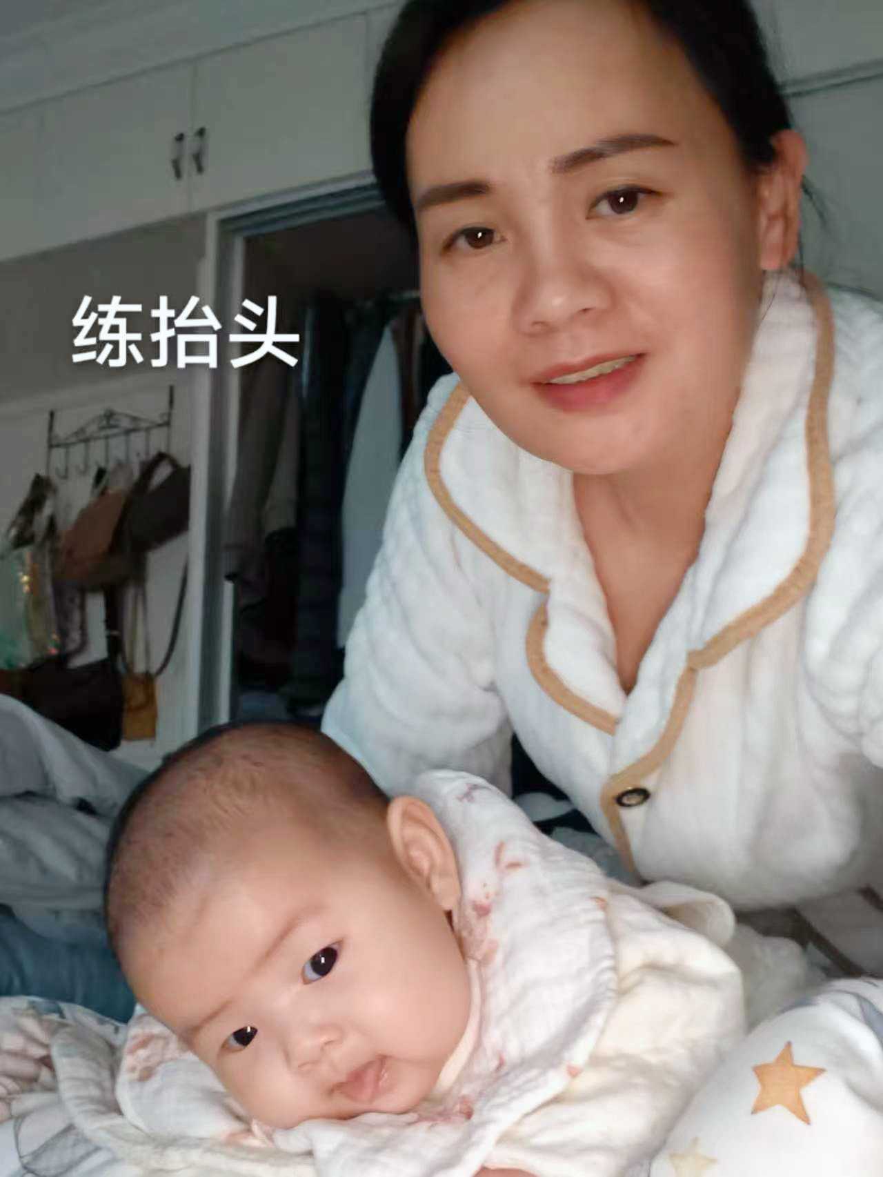 吴琼阿姨照片