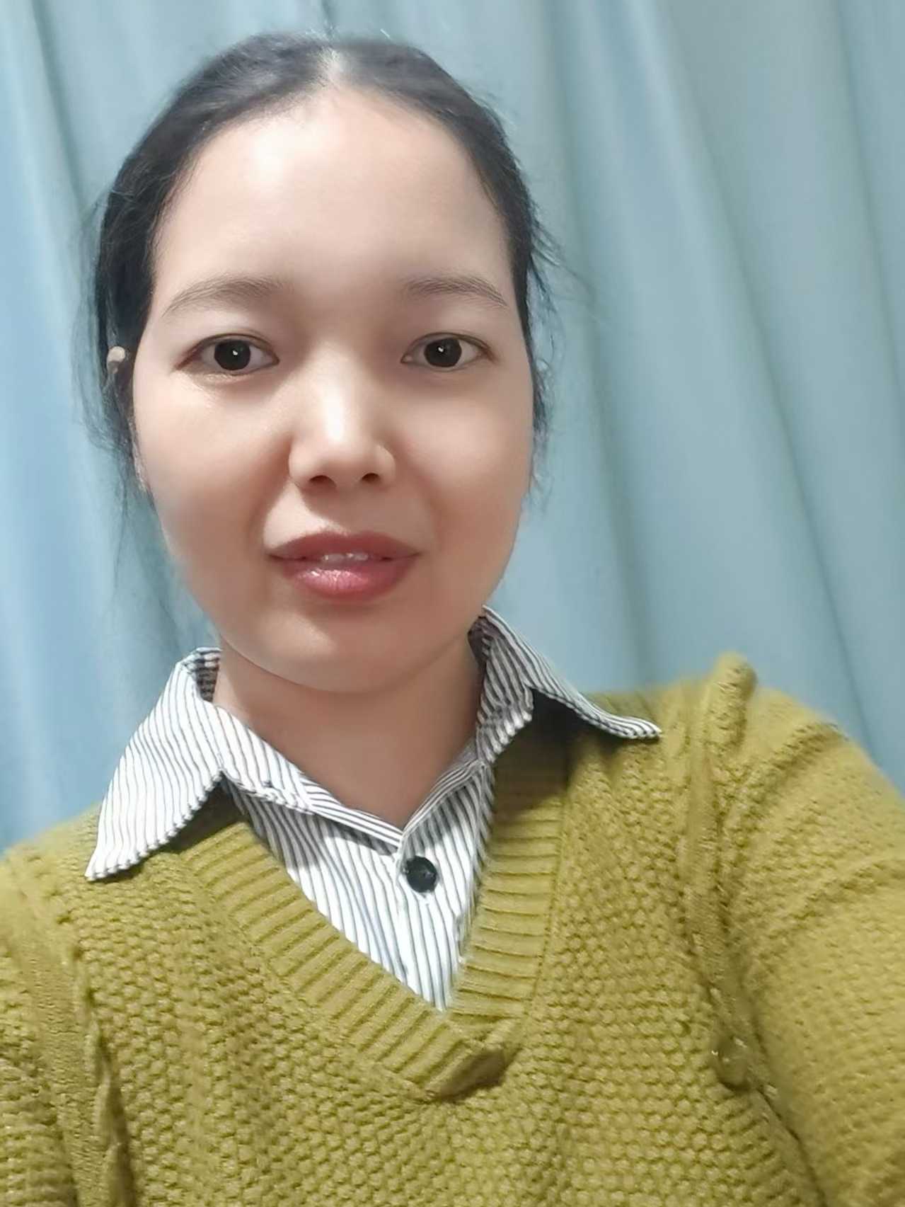 黄海霞阿姨照片