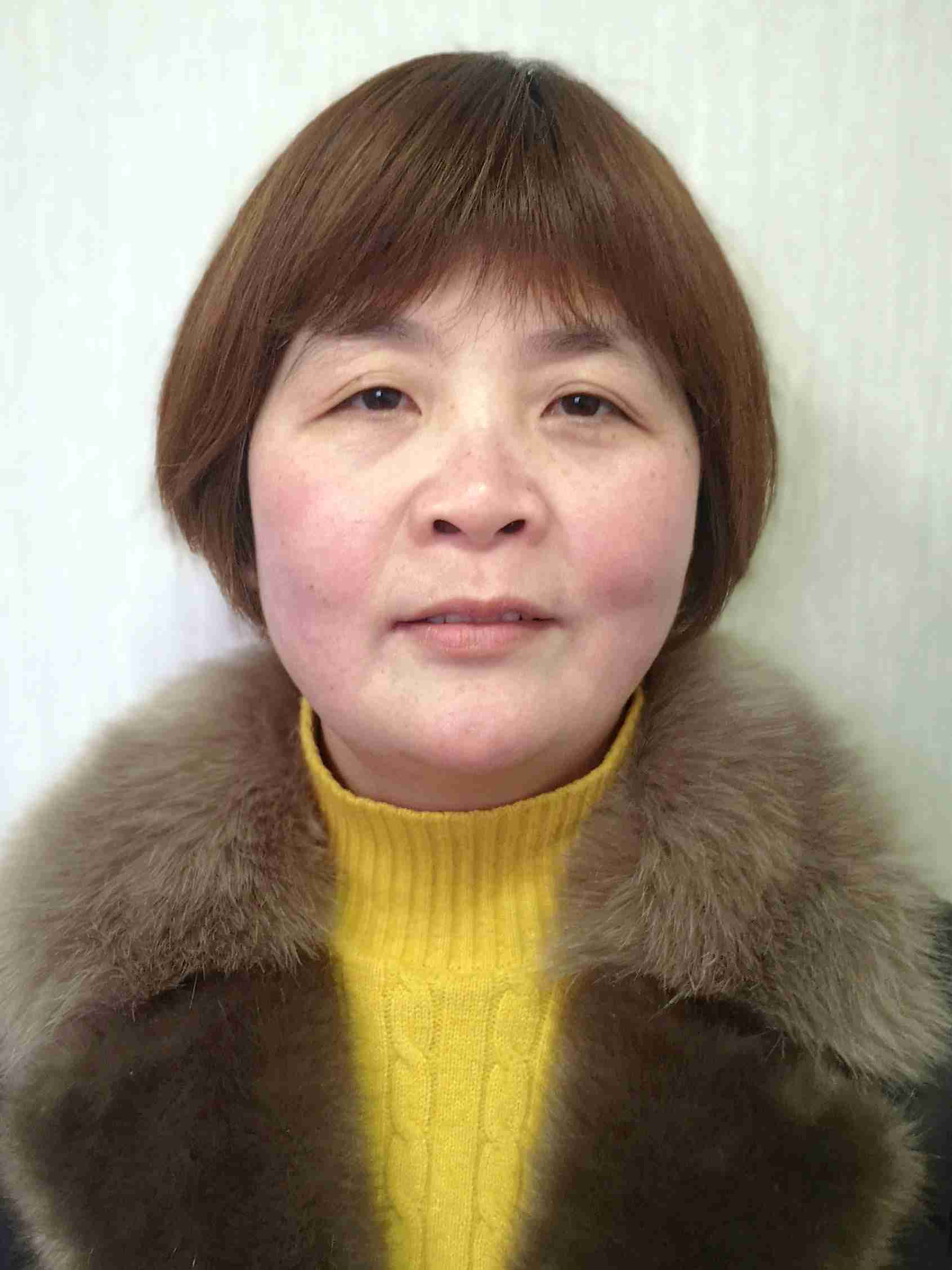 姚海兰阿姨照片