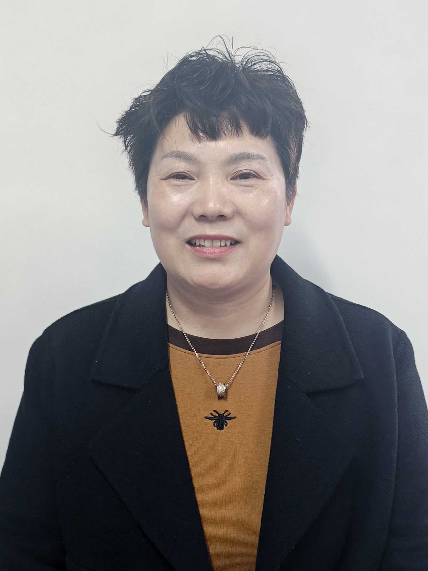 李孝红阿姨照片