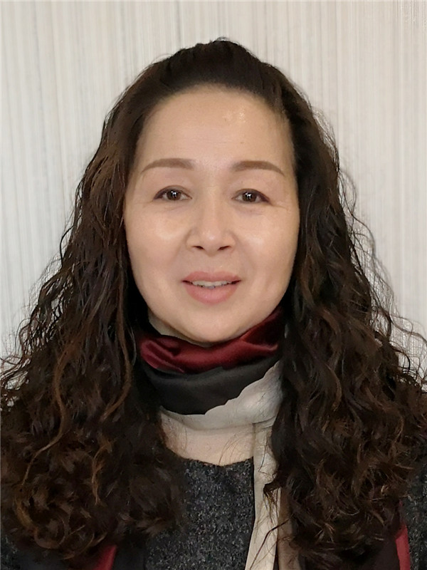 李芳娥阿姨照片