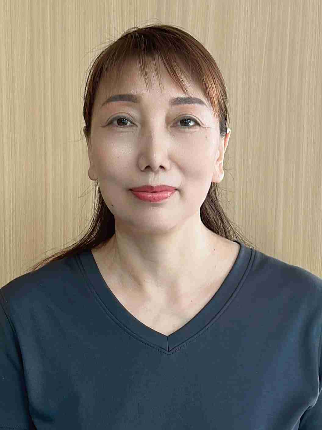 鲍桂香阿姨照片