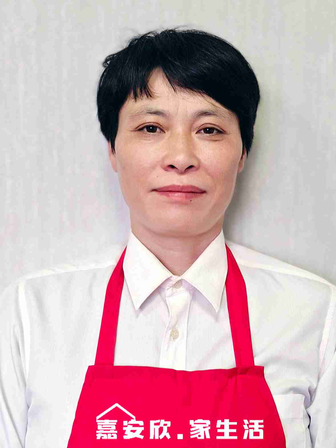 顾小妹阿姨照片