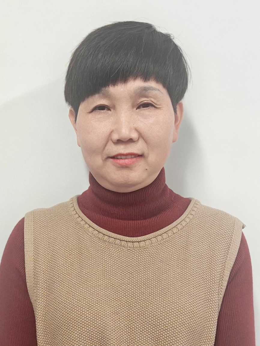 陈培英阿姨照片