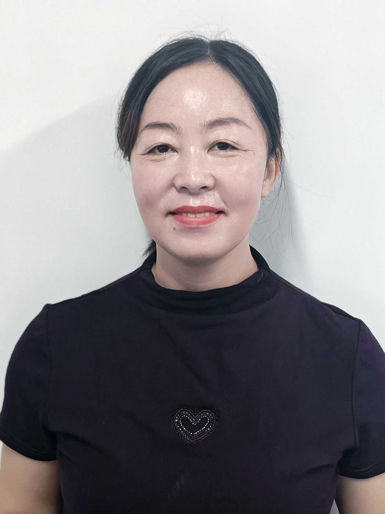 但华丽阿姨照片