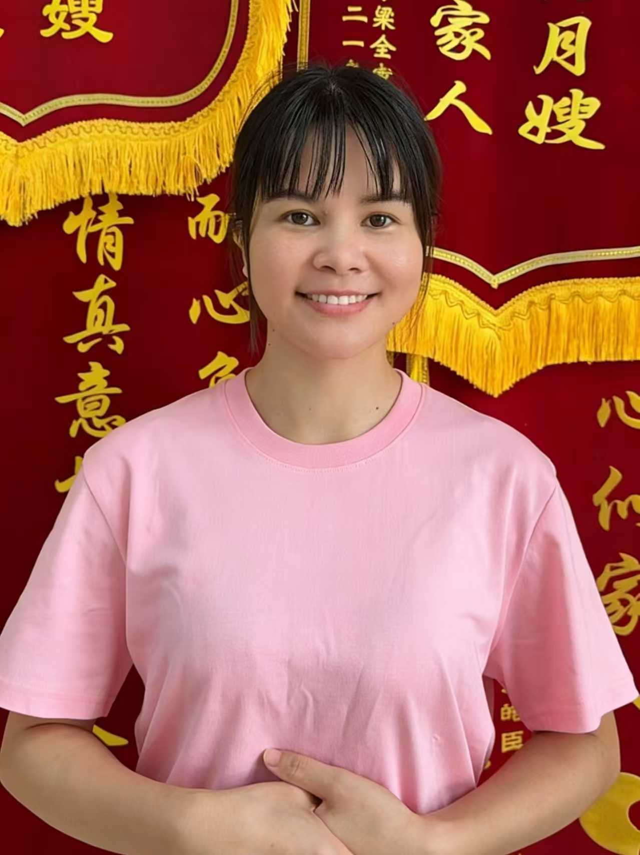 韦慧阿姨照片