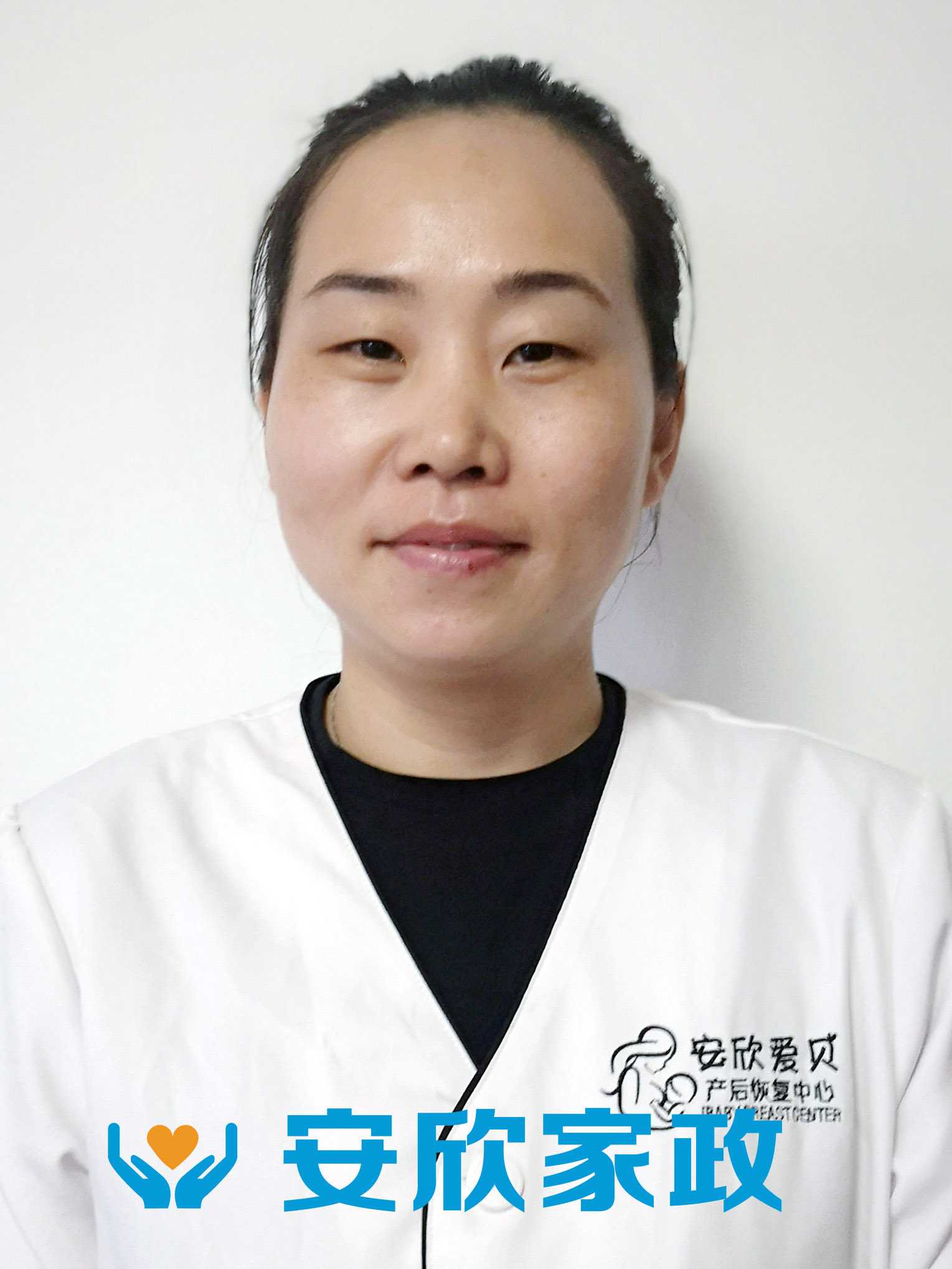 王杰阿姨照片