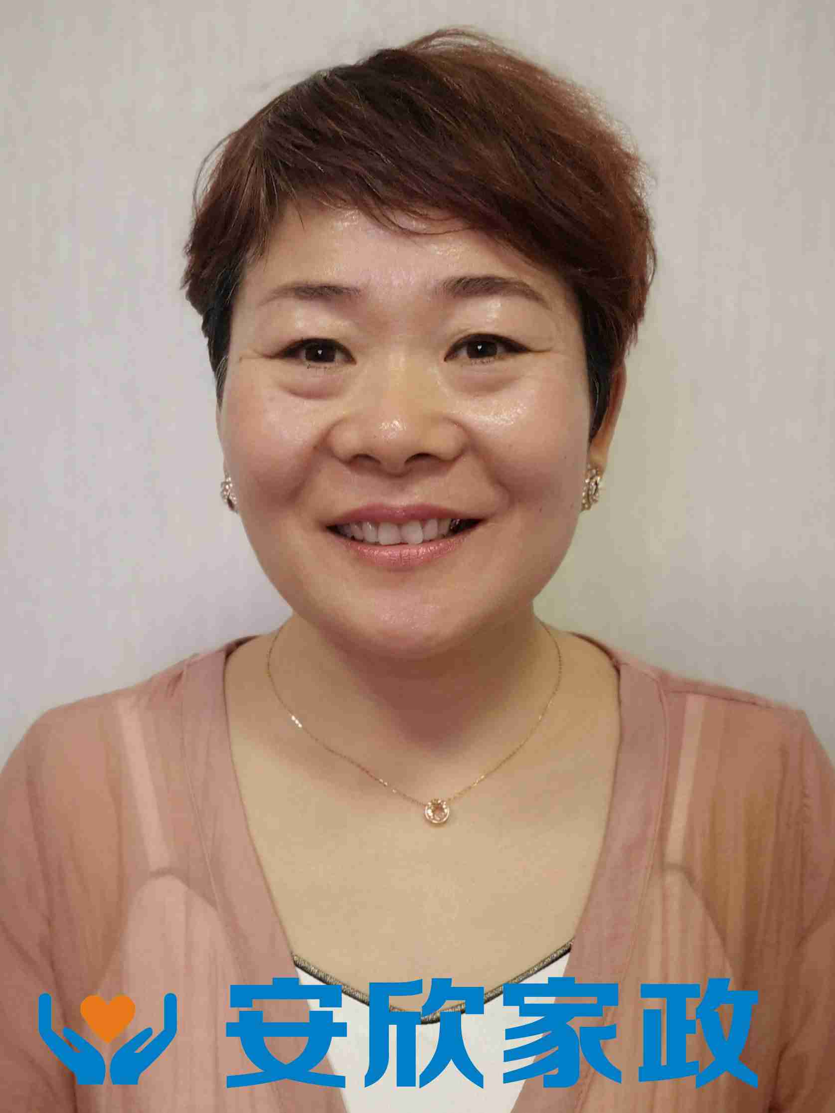 王华琴阿姨照片