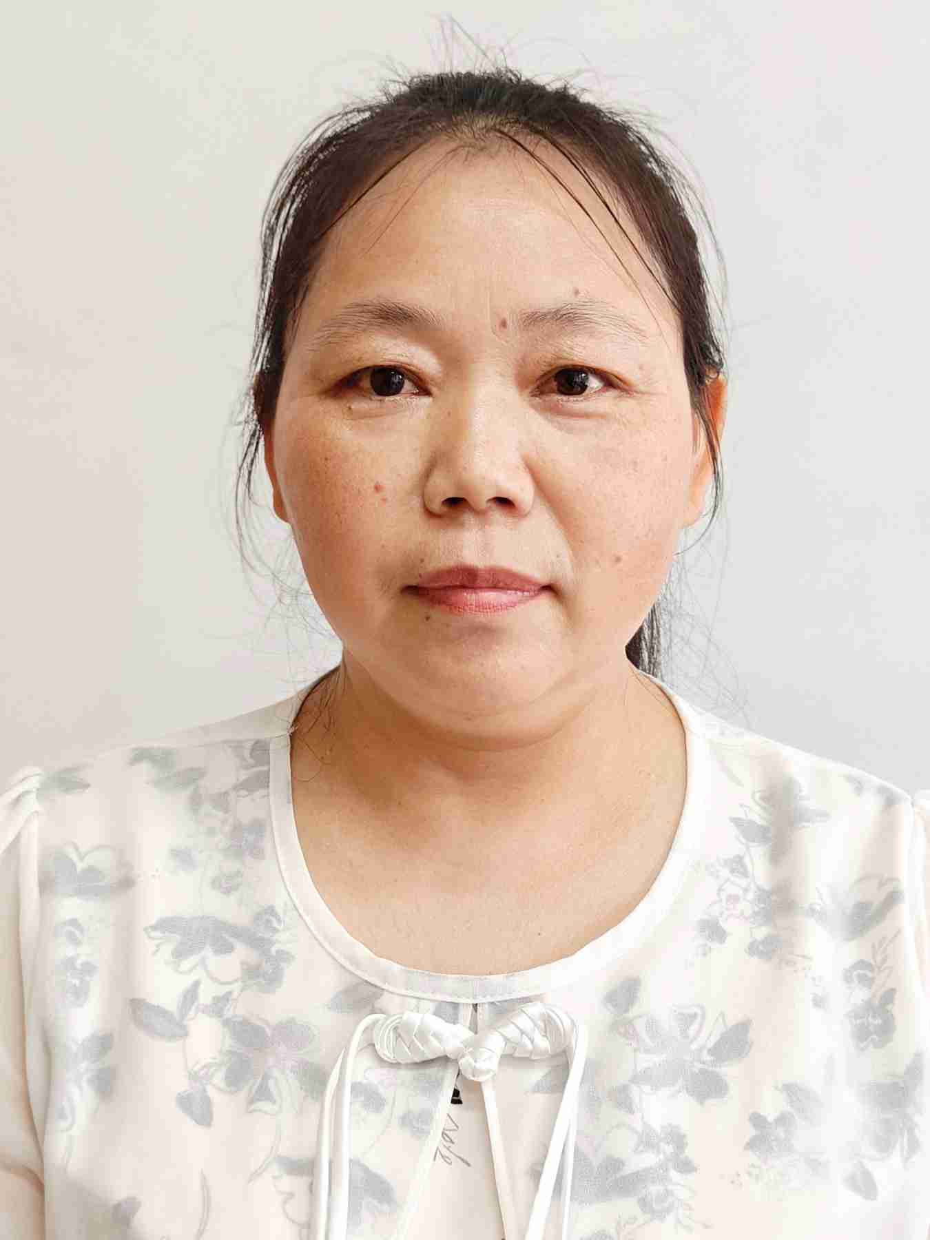 田生桂阿姨照片