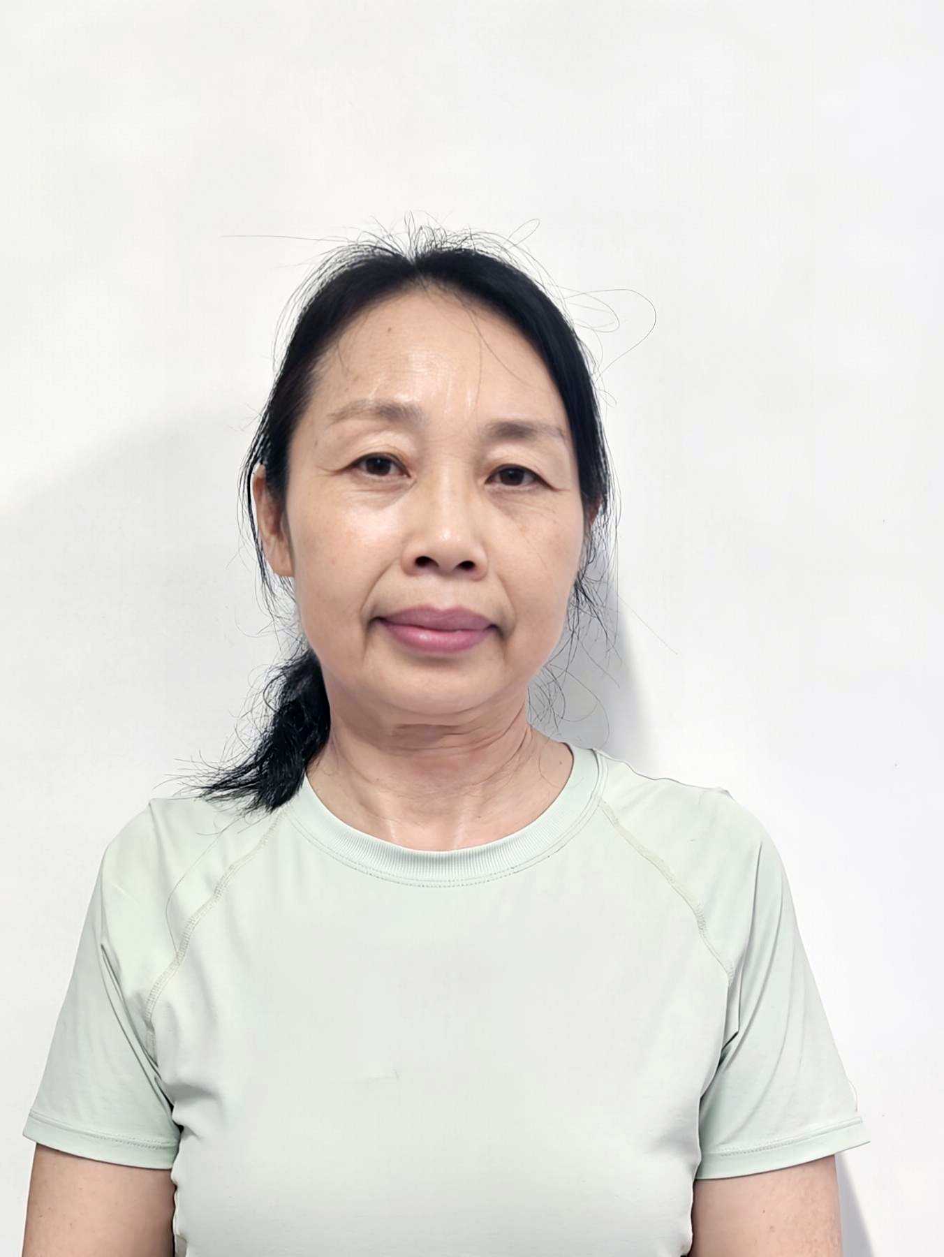 王洪霞阿姨照片