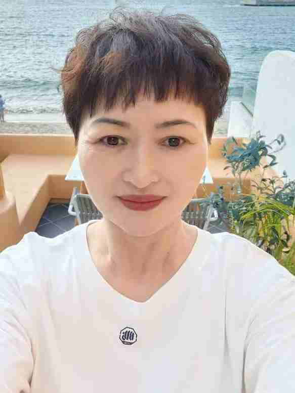 张红阿姨照片