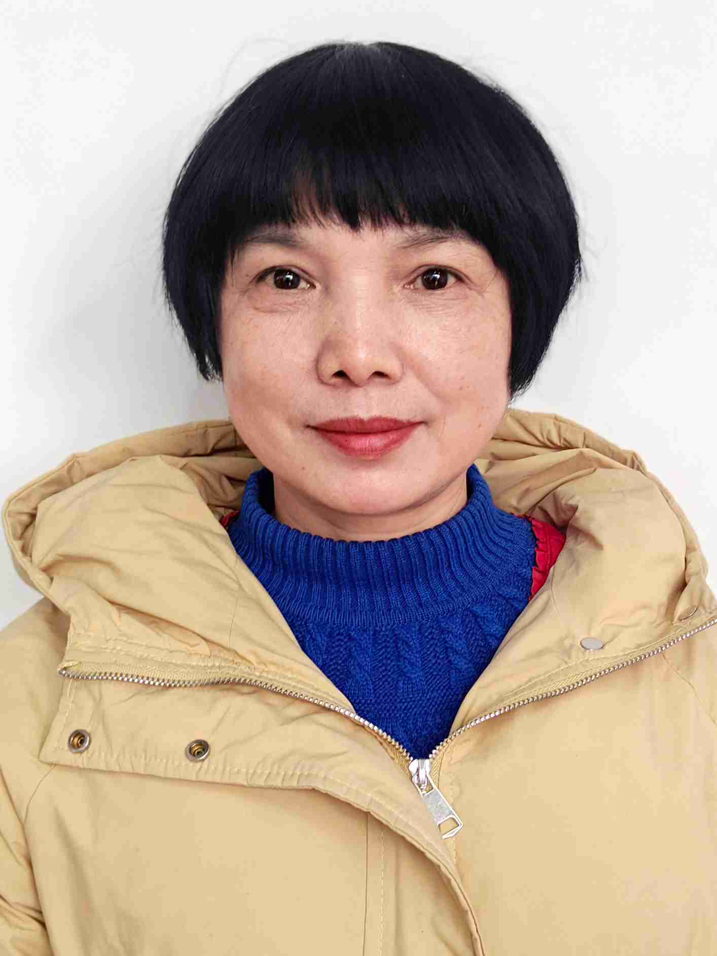 张泽敏阿姨照片