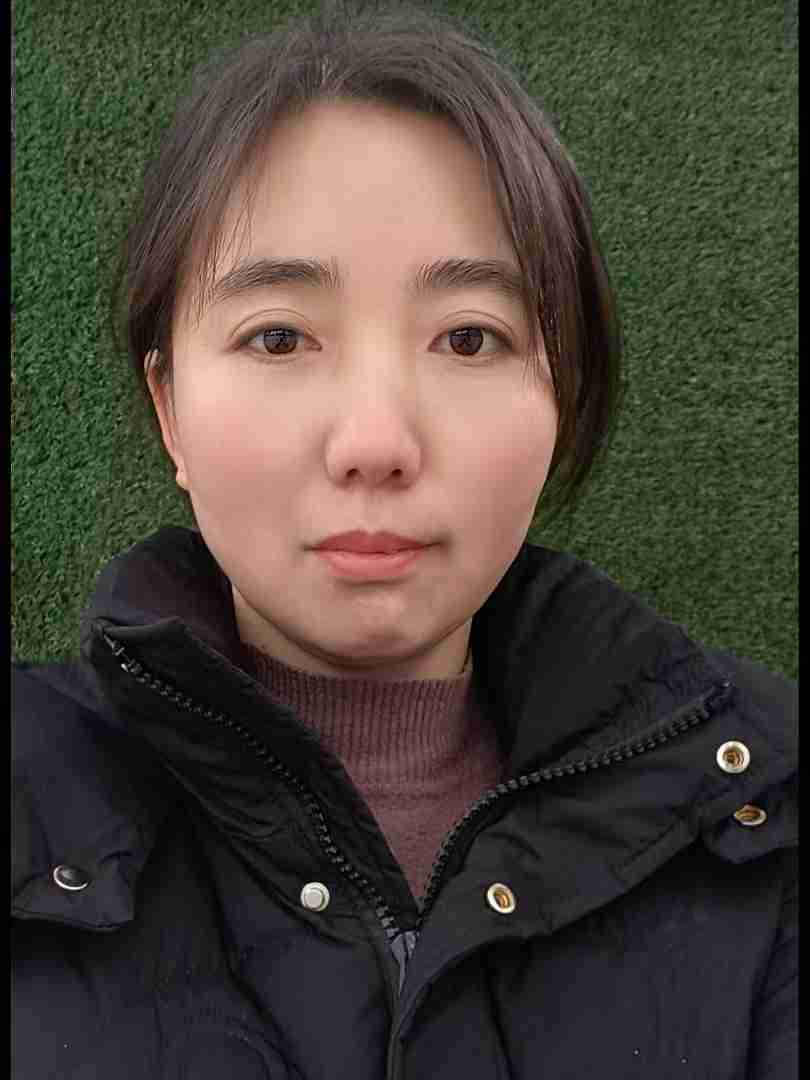 张冬梅阿姨照片
