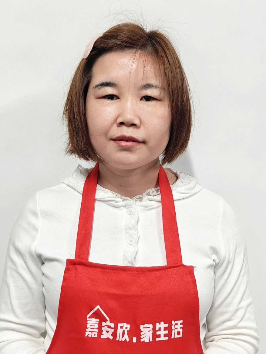 郭女女阿姨照片