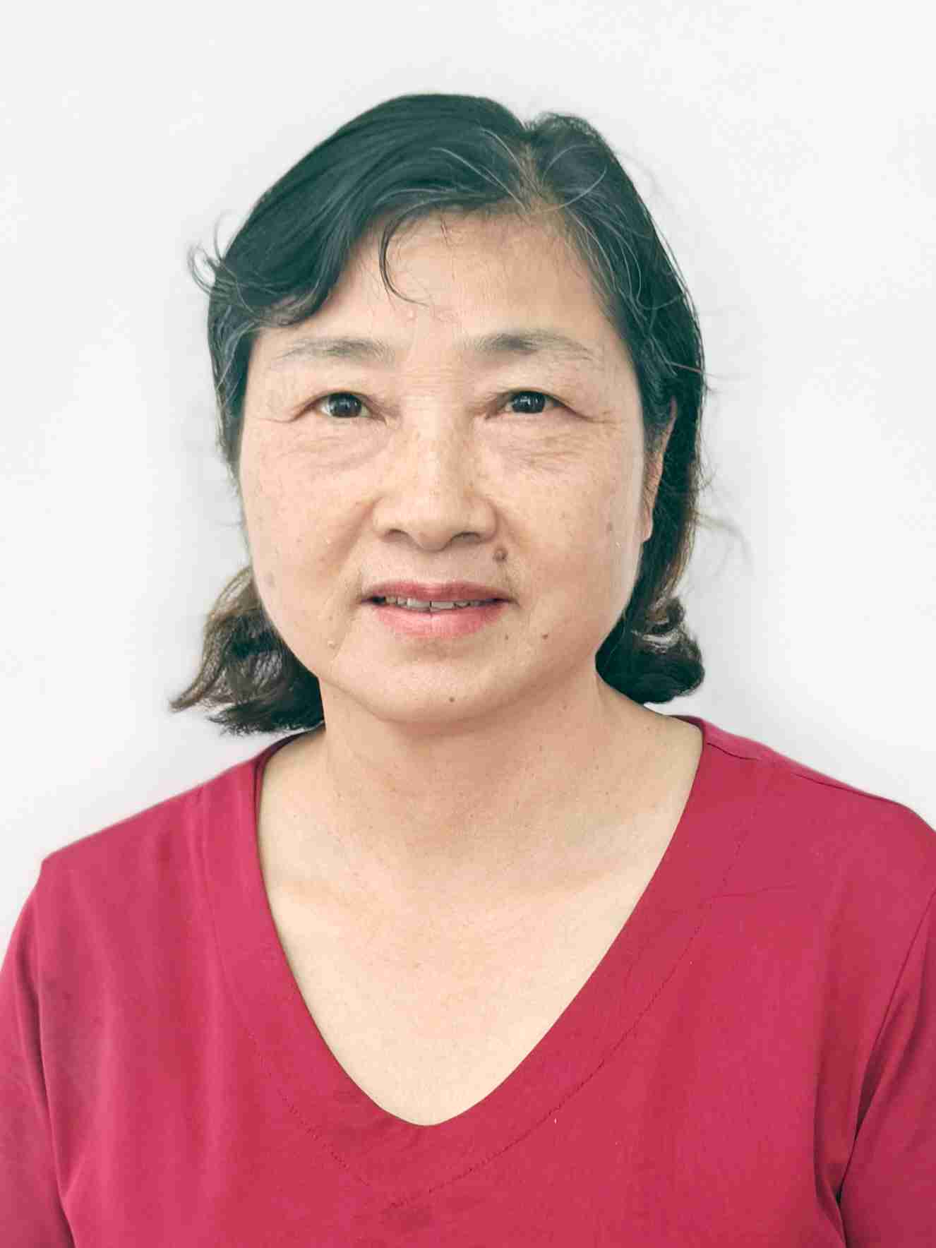 陈凤佩阿姨照片