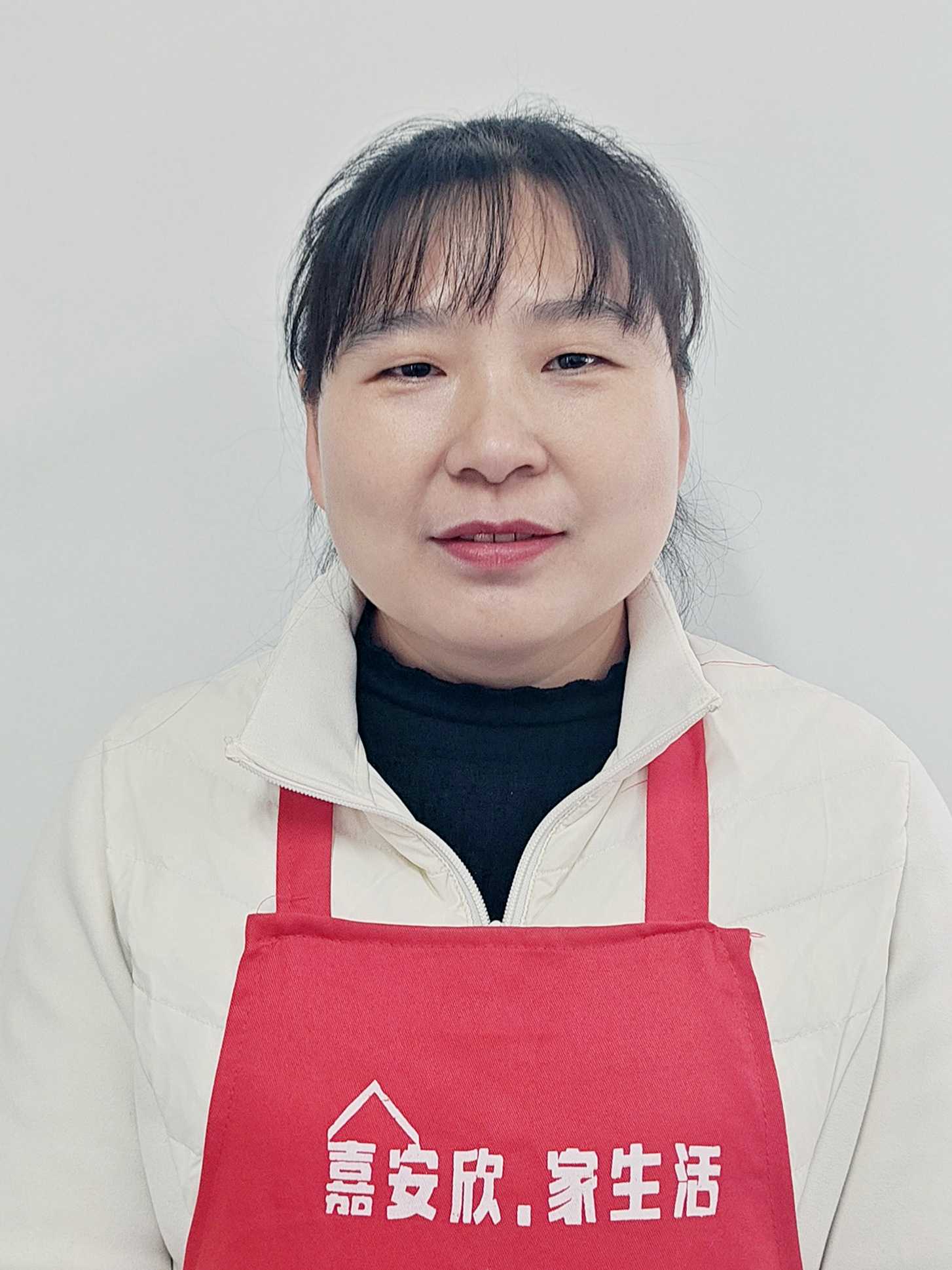 冯卓阿姨照片