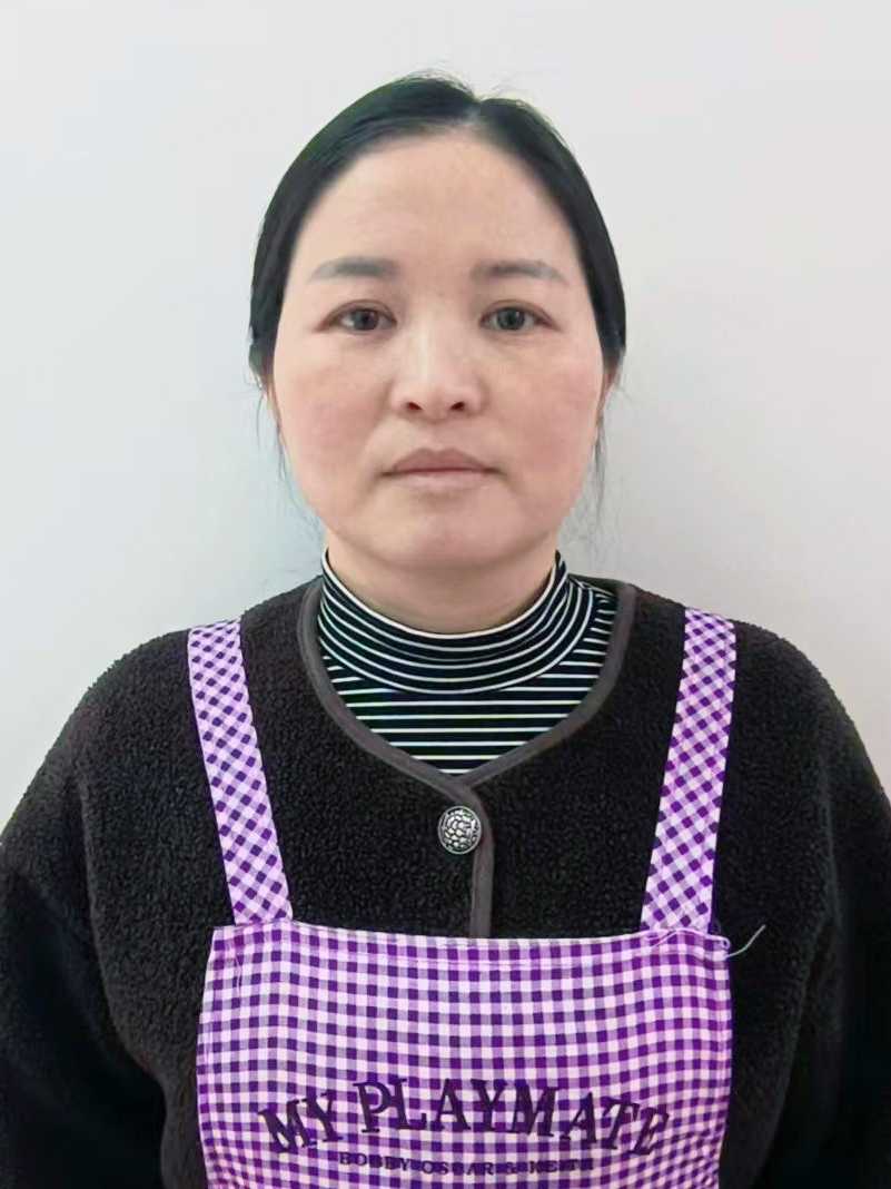 张敏阿姨照片